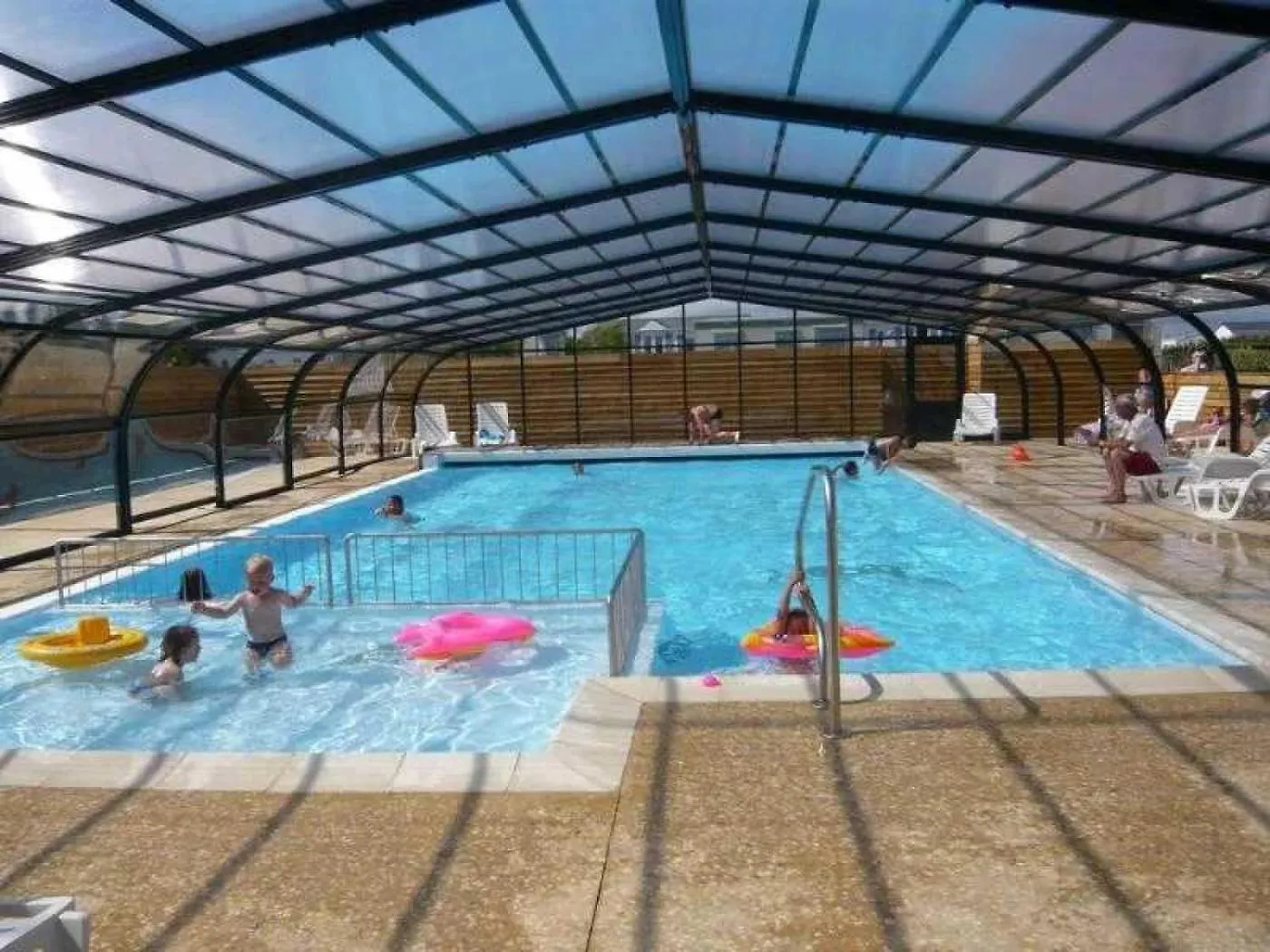 Camping 3 Etoiles - Piscine - Eehghh Плёмёр